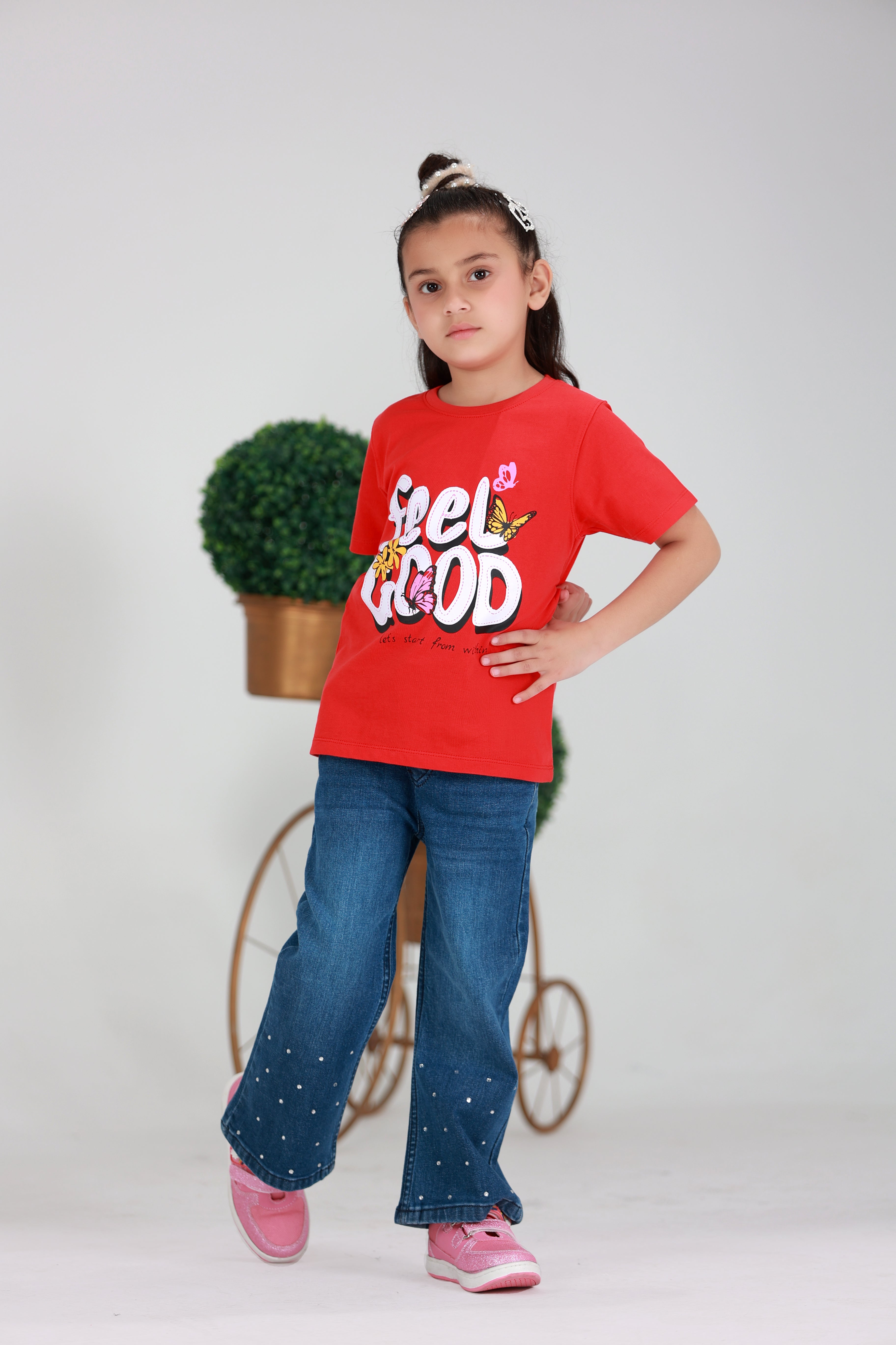GIRL T-SHIRT (FEEL GOOD)
