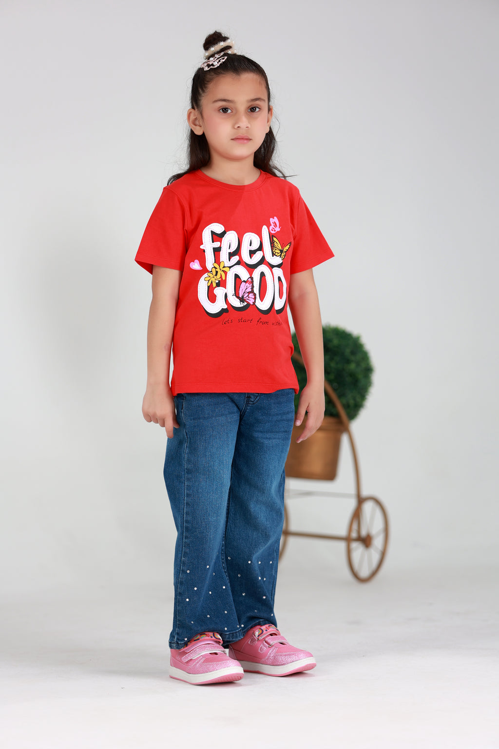 GIRL T-SHIRT (FEEL GOOD)
